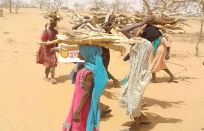  Safe Stoves for Darfur Refugee Mothers